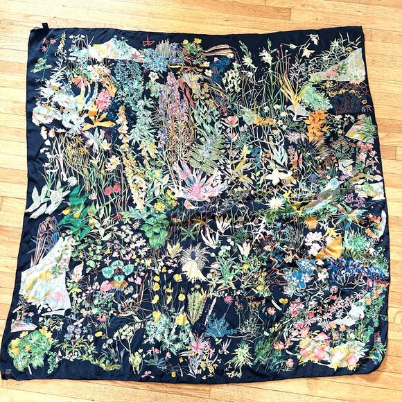 Fabric Frontline Zurich Silk Square Scarf Hermann Stocki 89 Designer Flowers - Picture 1 of 8
